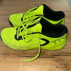 TYR Men's Green Turf Trainer